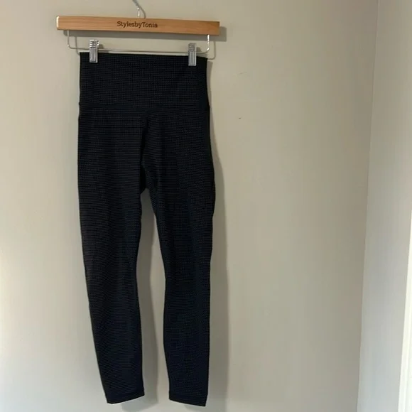 Everlane Perform Leggings Womens Grid High Rise Activewear Black Gray Pant Sz XS